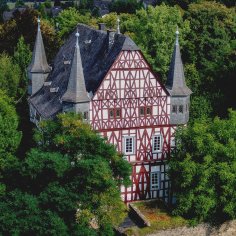 {filename base} Steinsche Haus von oben